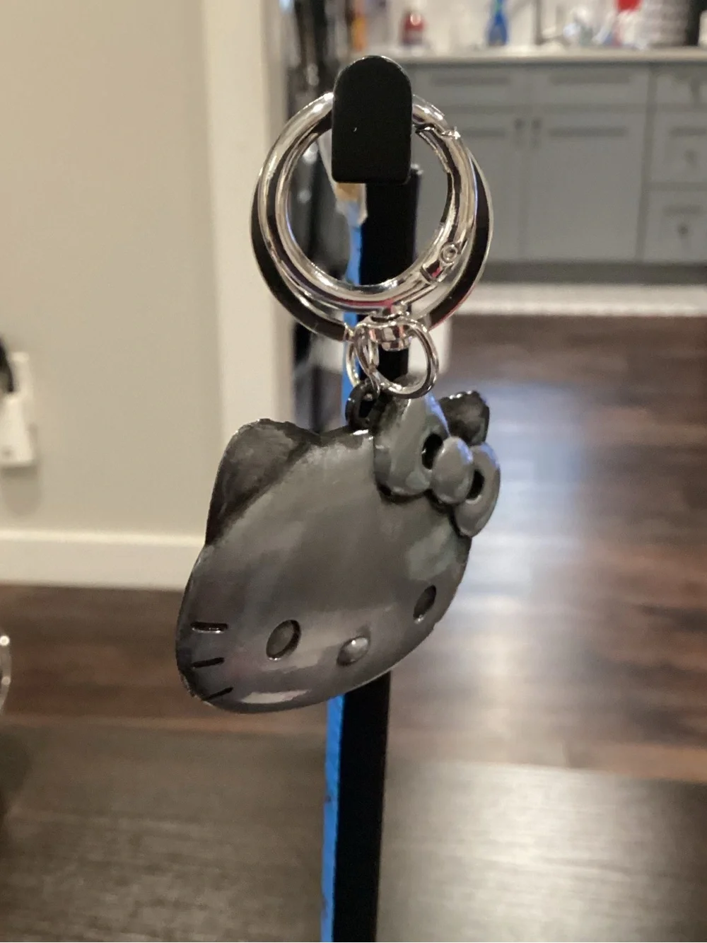 NWOT - Hello Kitty - Gunmetal Keychain - Brand New Never Used! FREE GIFT!!!